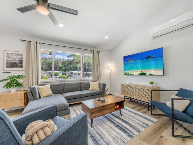 Building Photo - 95-148 Waimakua Dr