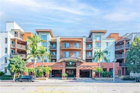 Building Photo - 100 S Alameda St