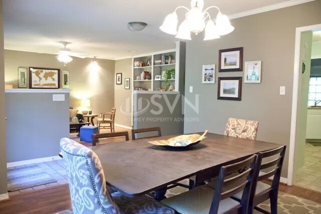 Building Photo - 662 Ridgewood Dr