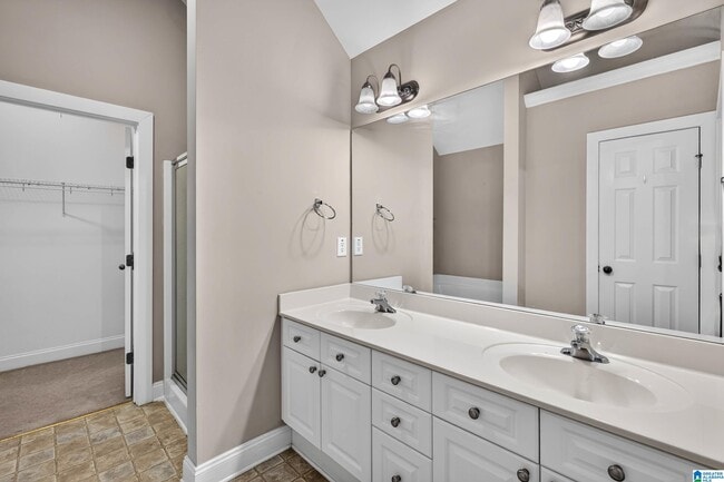Building Photo - 5639 Colony Ln