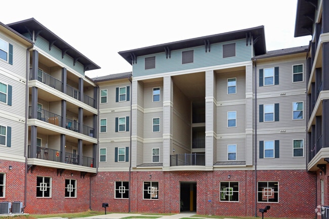 Building Photo - Haven on Hackberry