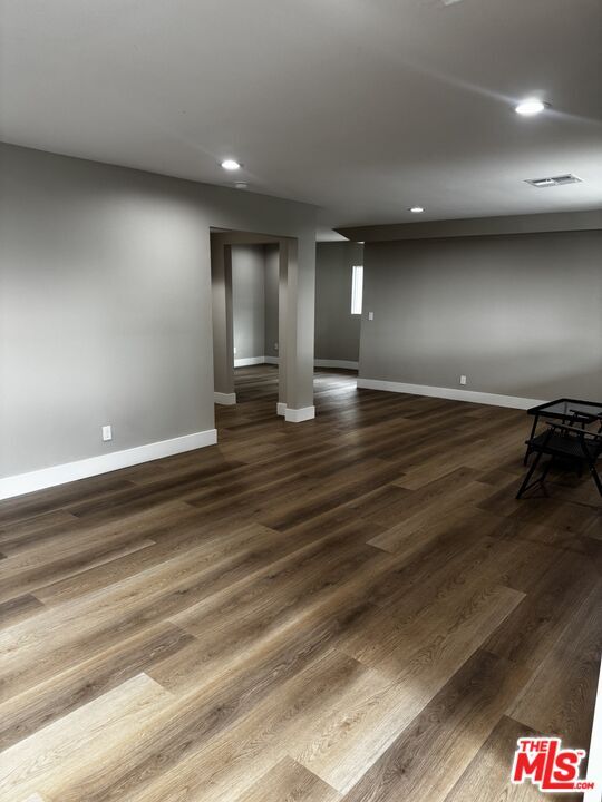 Building Photo - 731 E 33rd St