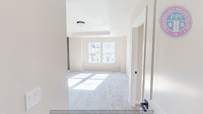 Building Photo - Newer Home in Sought After Reed's Crossing...