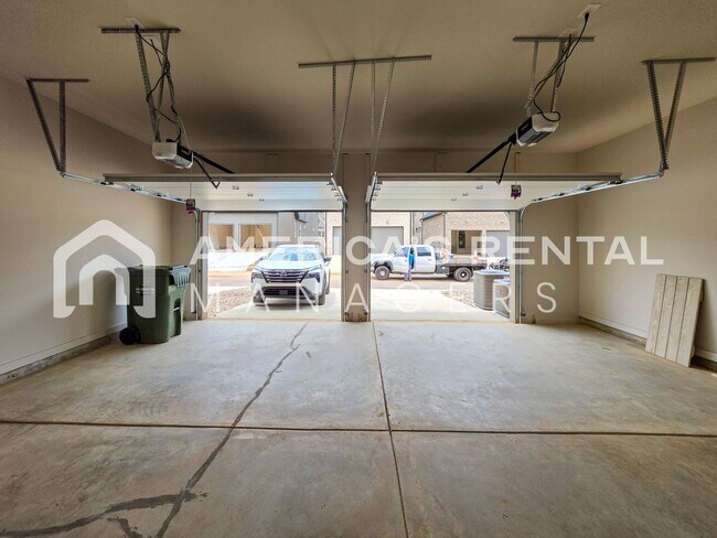 Building Photo - 4422 Foxcote Ln
