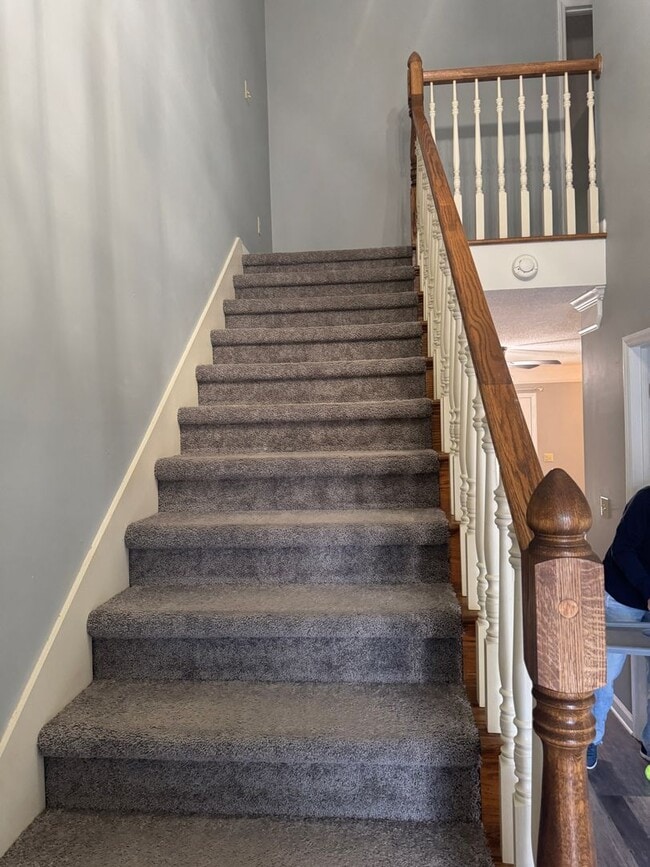 Building Photo - Awesome Townhouse of JOHN B DENNIS HIGWAY in the heart of Kingsport