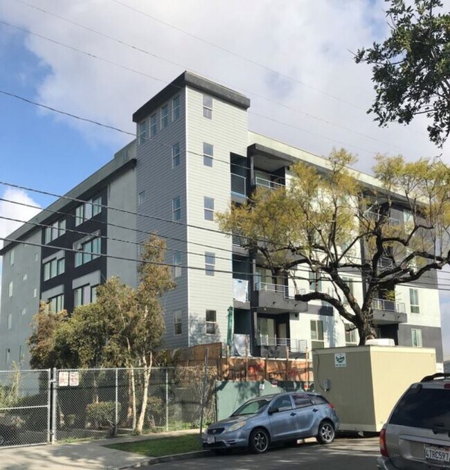 Primary Photo - 241 N Lake St