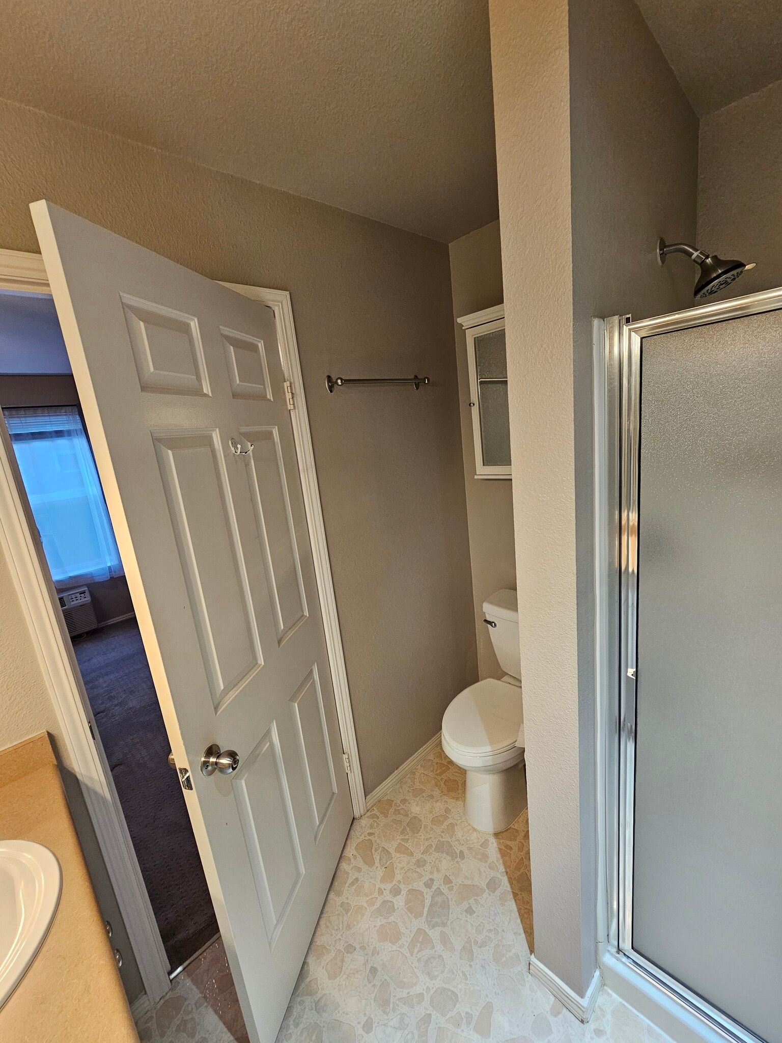 Master Bathroom - 1802 SE Cutter Ln