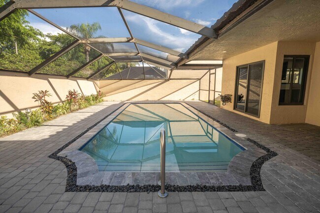Building Photo - 21356 Sonesta Way