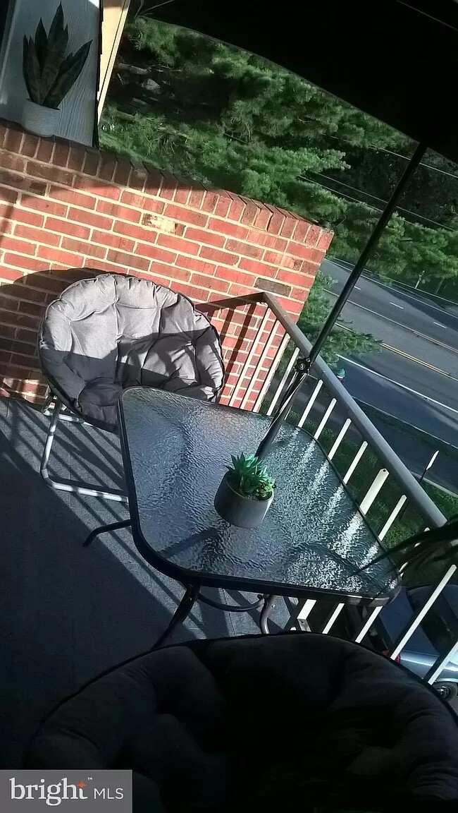 Balcony - 9 Par Haven Dr