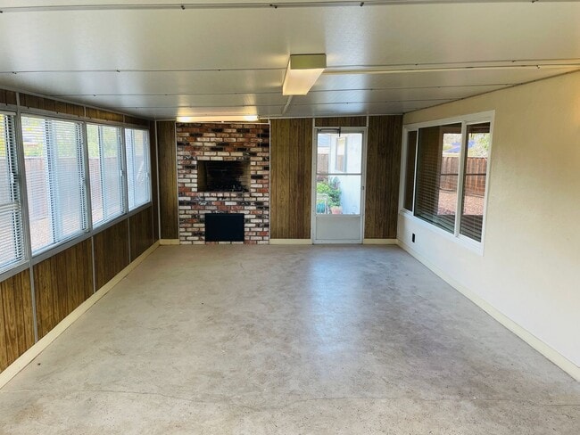 Building Photo - Beautiful 3bed/2ba house on Cul-de-sac. Great location with Cupertino Schools.