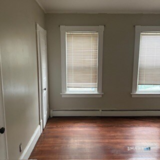 Building Photo - 12 Harvard St