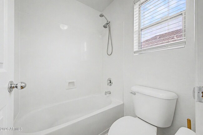 Building Photo - 14165 W Crocus Dr