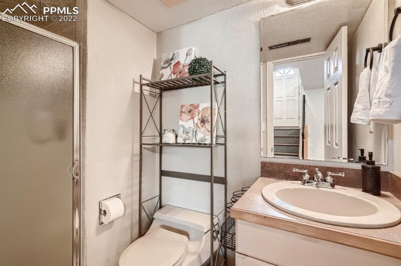 Building Photo - 3331 Red Onion Cir