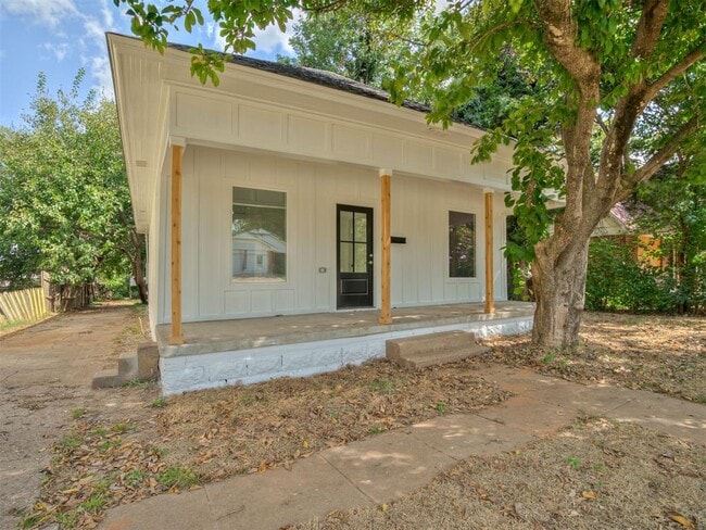 Building Photo - 1814 N Jordan Ave