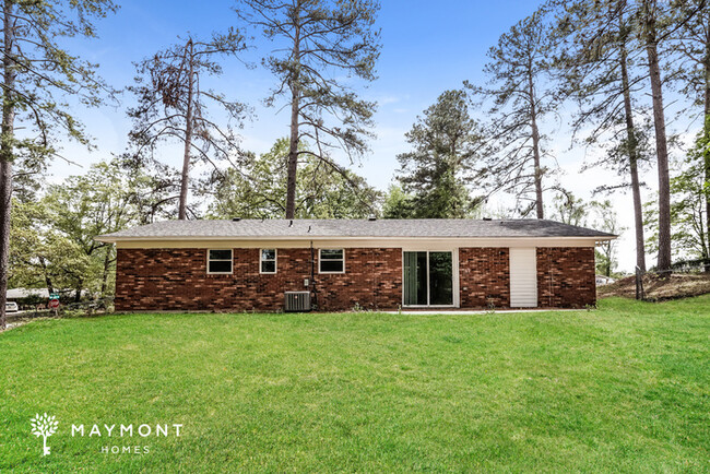 Building Photo - Charming 4-Bedroom in Martinez