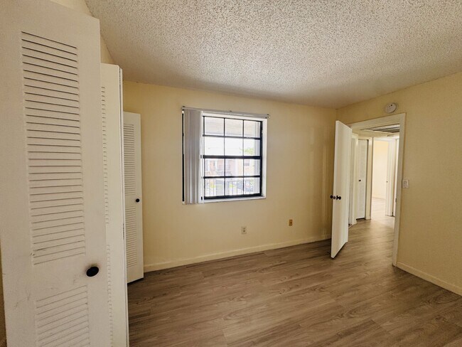 Building Photo - 1149 Independence Trail