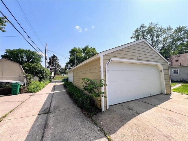 Building Photo - 2849 Jersey Ave S