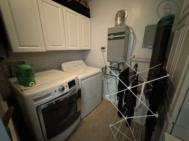 Building Photo - Nicely Appointed Two Bedroom Carmel Woods ...