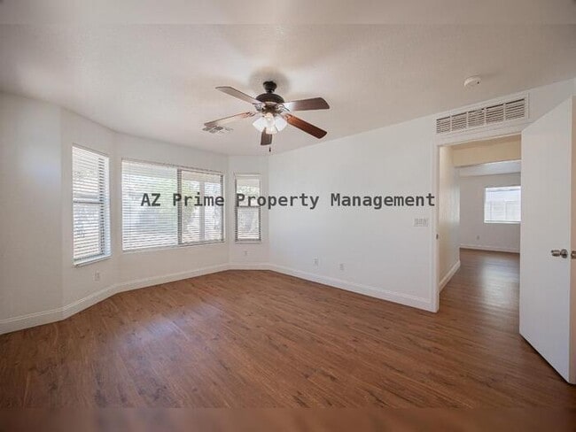 Building Photo - 17432 W Calavar Rd