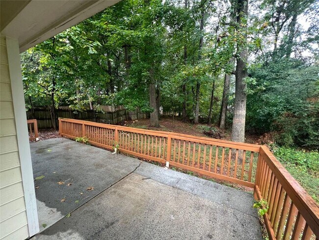 Building Photo - 815 Ahearn Ct