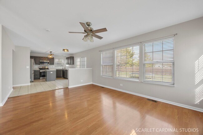 Building Photo - 413 Blue Ridge Dr