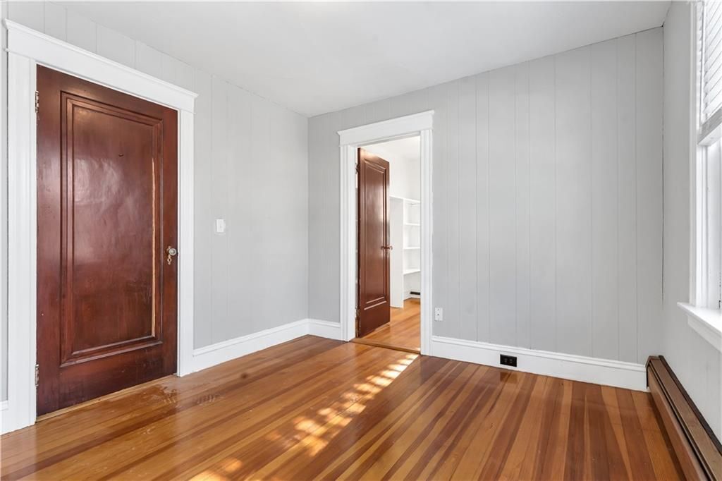 Building Photo - 19 Sherwood Ave