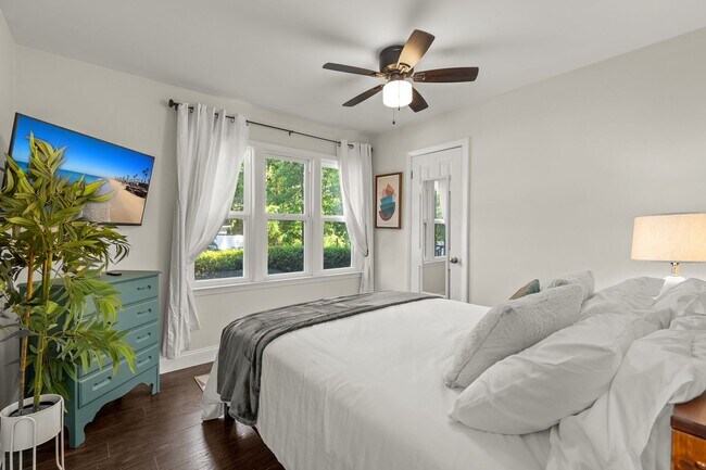 Building Photo - Classic Brick Ranch with Modern Updates and Expansive Backyard