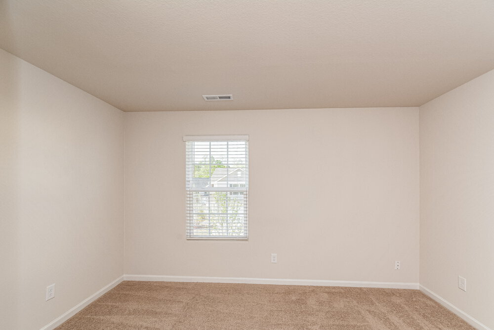 Building Photo - 85 Shallow Dr