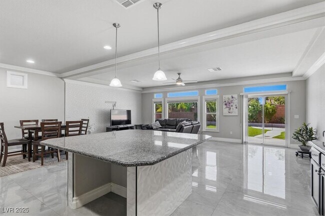 Building Photo - 9647 Stoney Mesa Ct