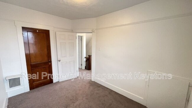 Building Photo - 709 Woodward Ave