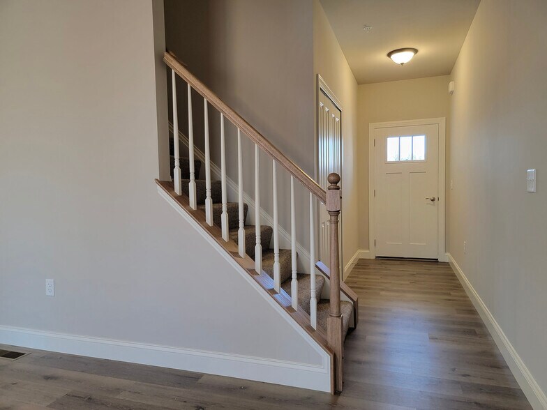 Building Photo - 109 Magnolia Dr