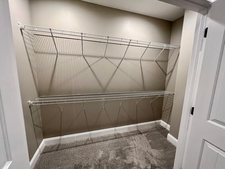 Building Photo - 409 Lackawanna Ave