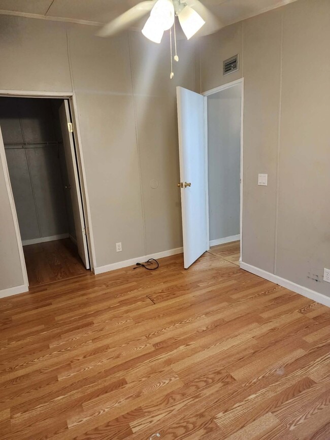 Building Photo - 371 Tom Lodge Rd