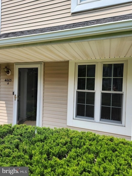 Building Photo - 4003A Saxony Dr