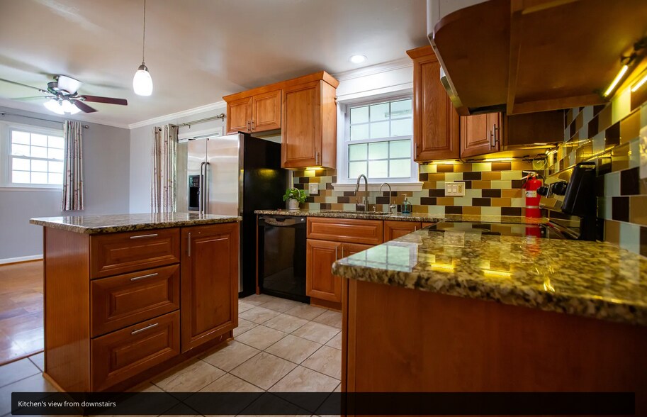 Building Photo - 6741 Bostwick Dr