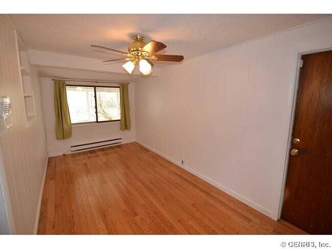 Building Photo - 126 Colin St