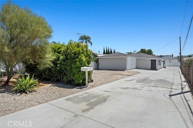 Primary Photo - 2428 250th St