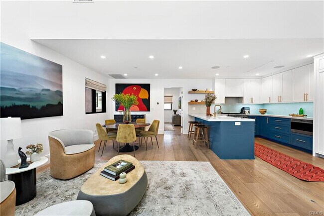 Building Photo - 616 1/2 Acacia Avenue, Newport Beach, CA 92625 - 2 BR 3 BA condo