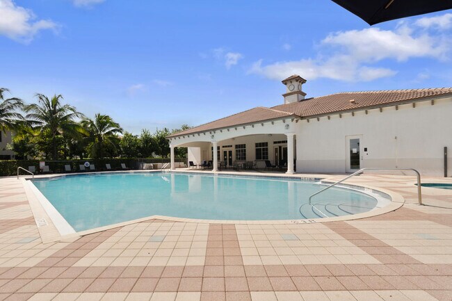 Building Photo - 4140 Napoli Lake Dr