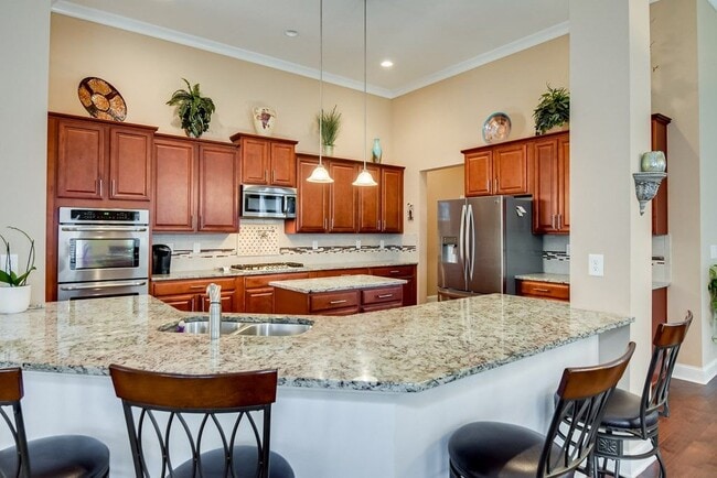 Building Photo - 4717 Southwind Rd