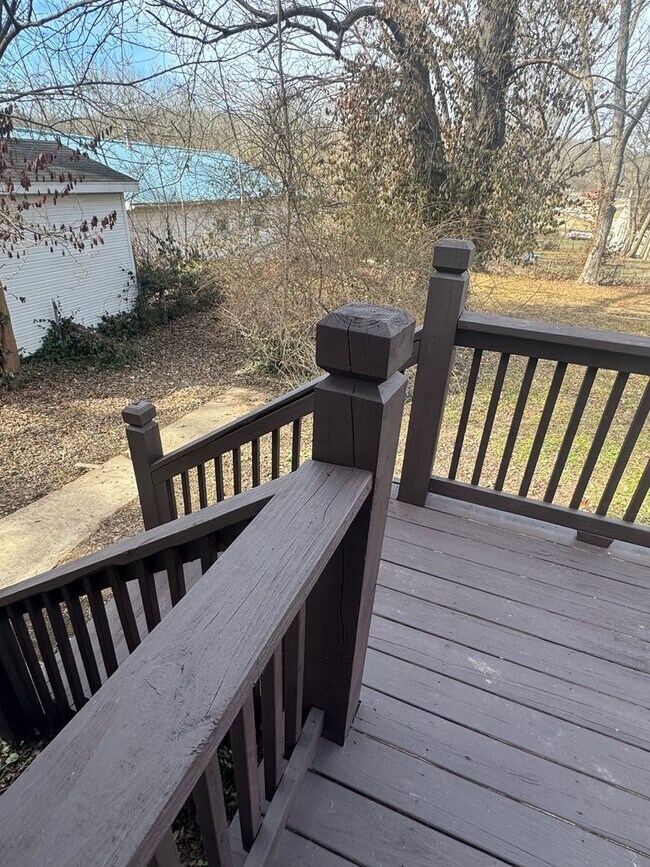 Building Photo - Furnished 3 Bedroom Home in Waynesville, MO! - Short Term Availability