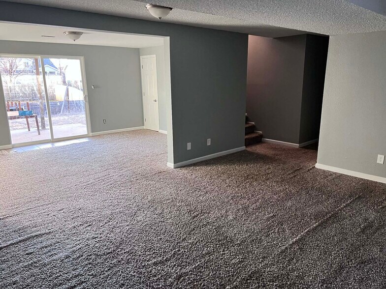 Building Photo - 4615 Frost Dr