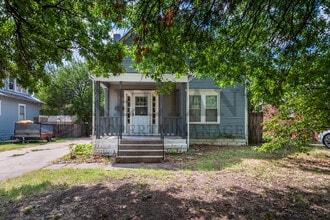 Building Photo - 607 N Lorraine Ave