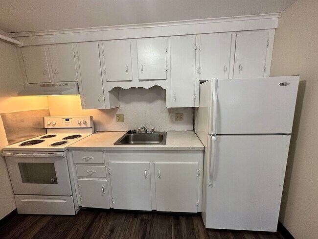 Building Photo - 93 West St