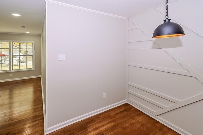 Building Photo - 1776 Tahiti Ln