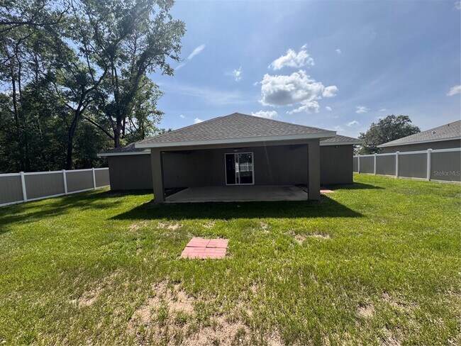 Building Photo - 1645 SW 168th Loop