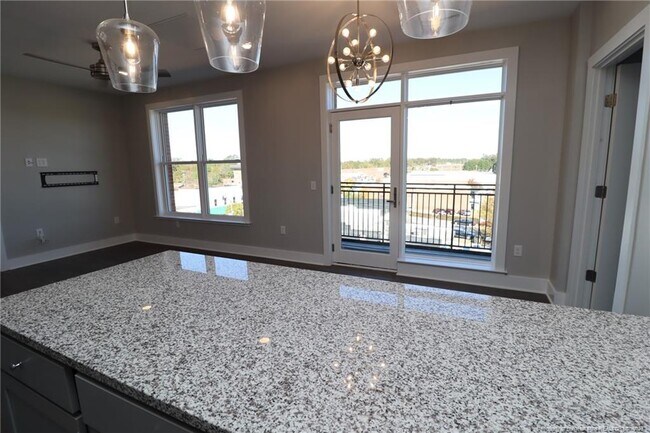 Building Photo - 145 S Main St