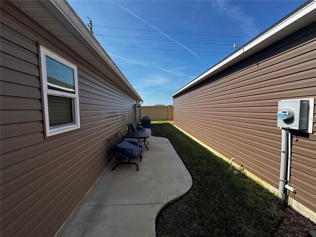 Building Photo - 5846 Bamboo Ave