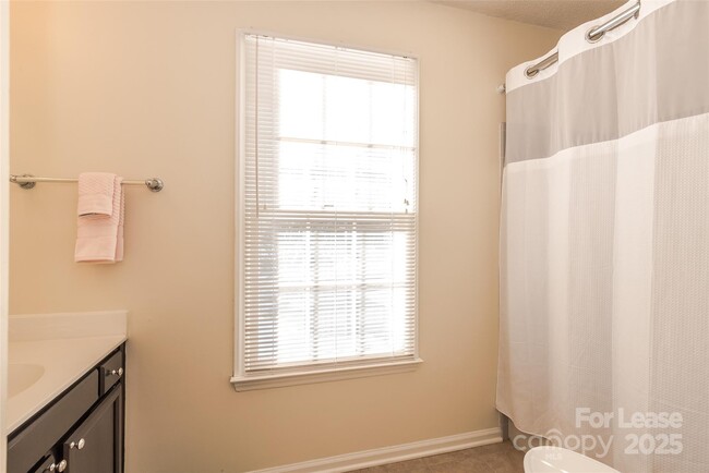 Building Photo - 9721 Manus Ct