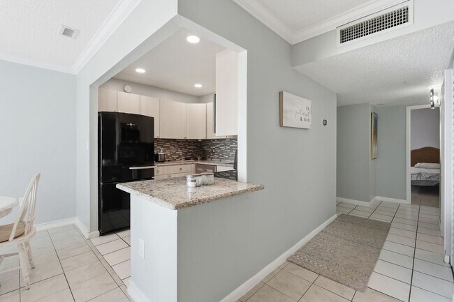 Building Photo - 337 S McMullen Booth Rd